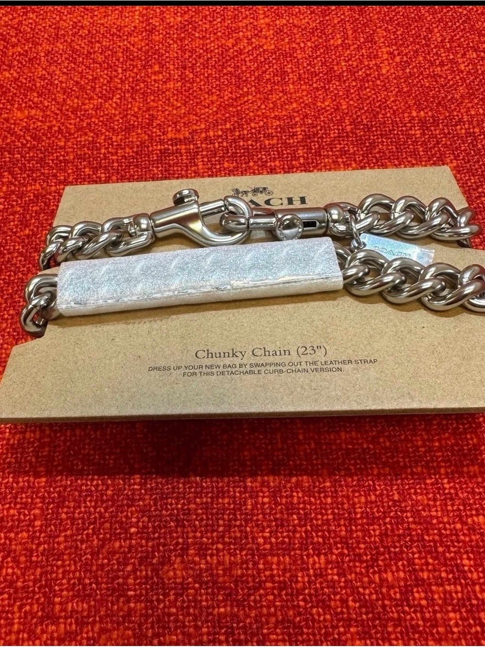 ❤️❤️❤️COACH chunky short bag  chain strap 23"❤️❤️❤️